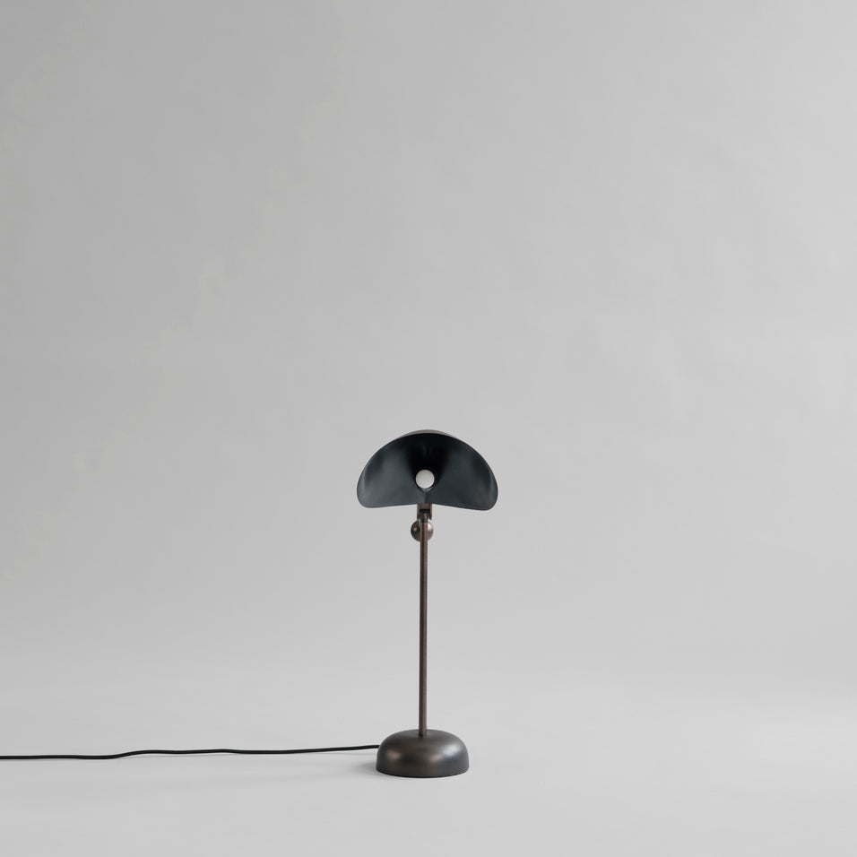 Stingray Table Lamp