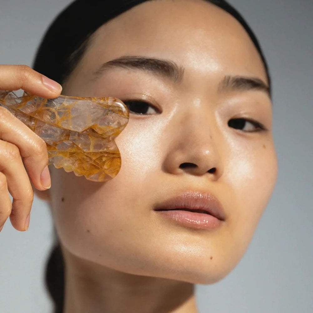 Sculpting Face Gua Sha.